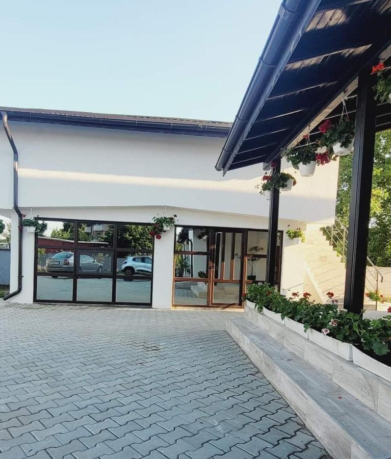 Hotel Casa Domneasca Giurgiu Exterior foto